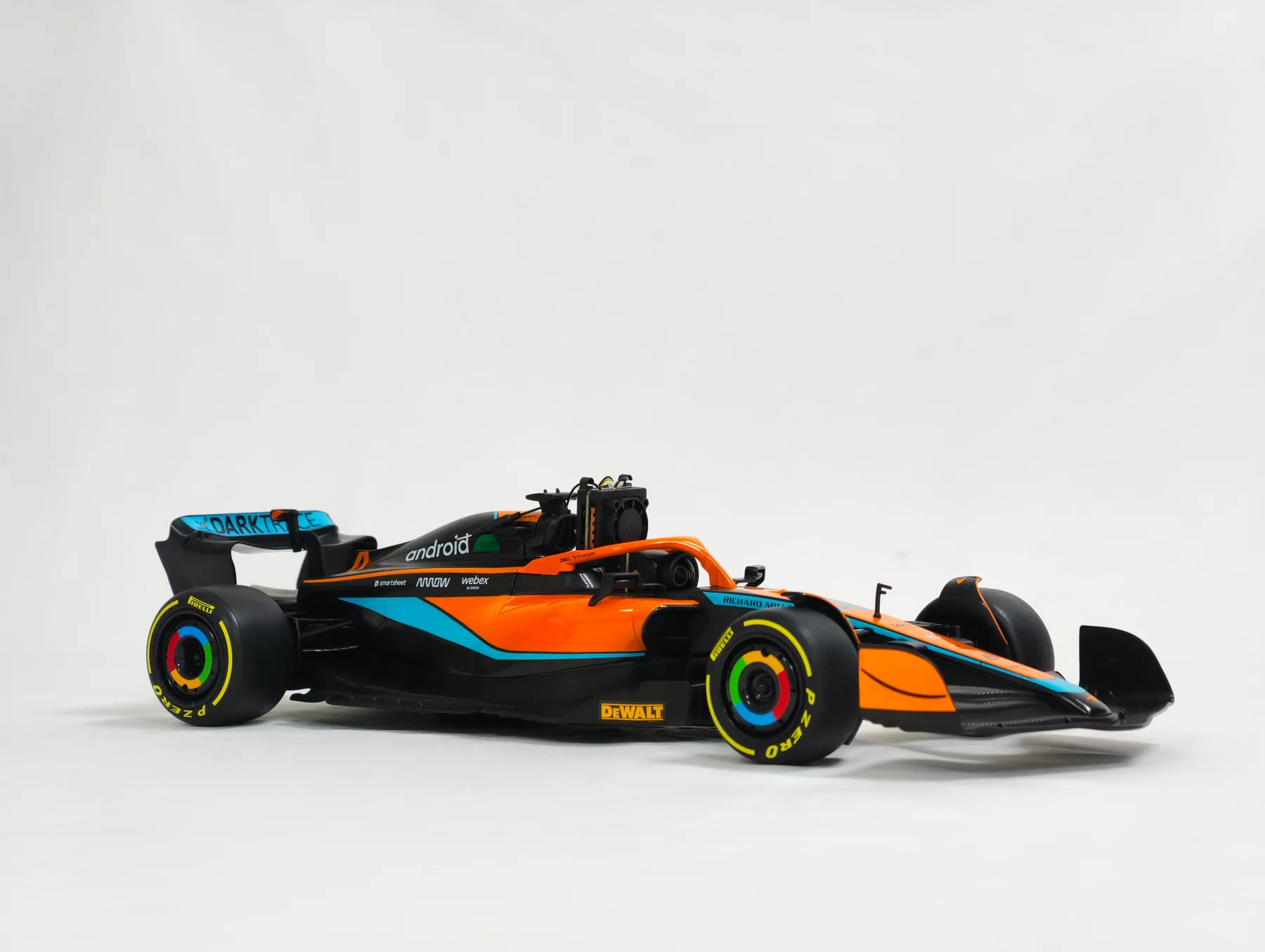 ApexSight 1:12 McLaren MC36 車隊塗裝