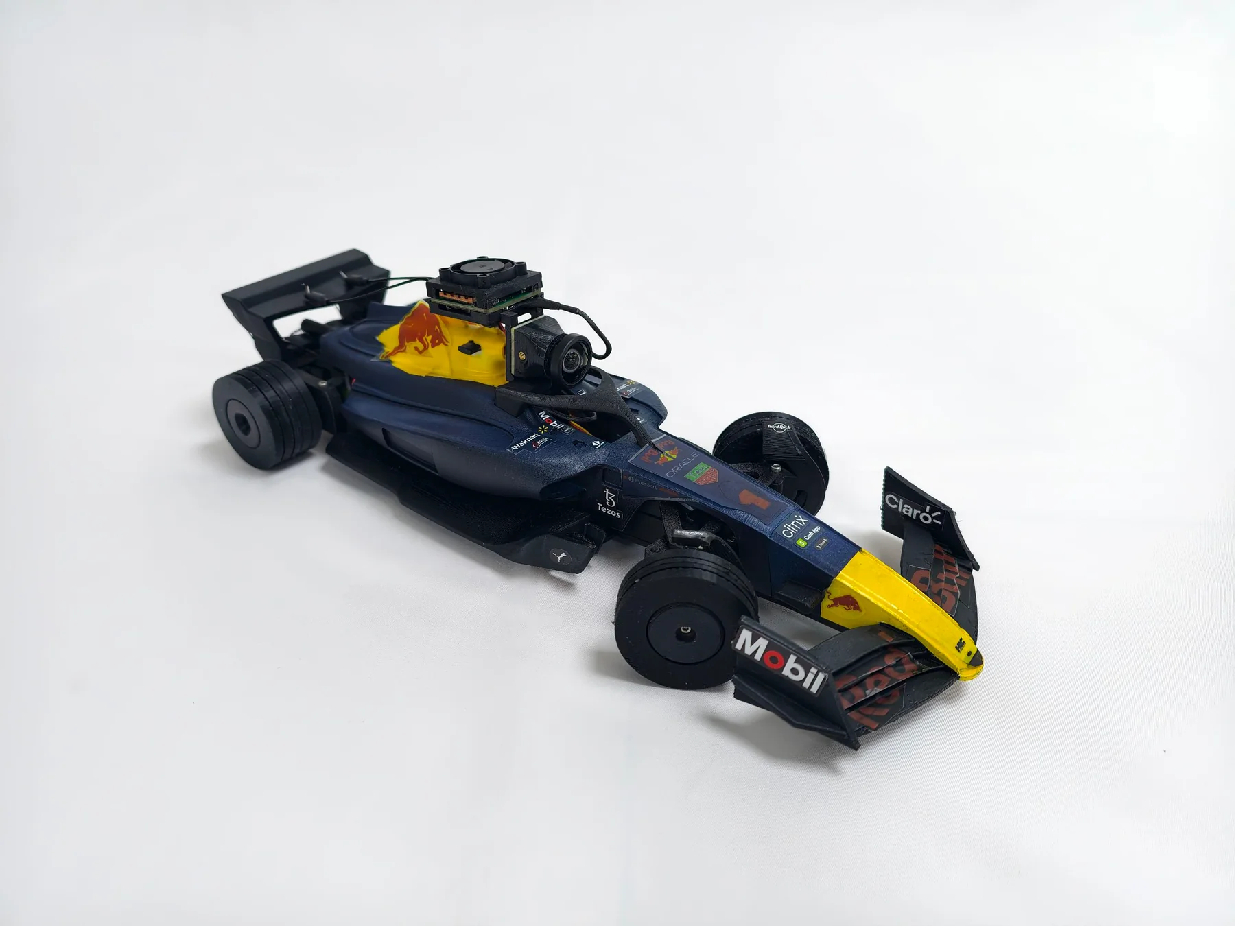 1:18 Premium